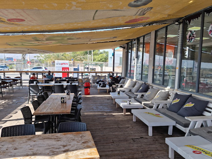 פונדק הלידו ותחנת דלק