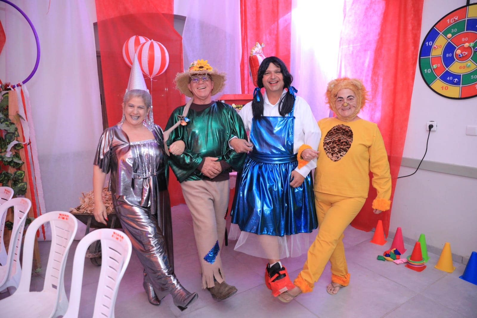 הקוסם מארץ עוץ